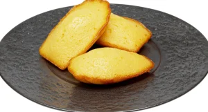 KARE Design Bord Cosmos Black 21cm