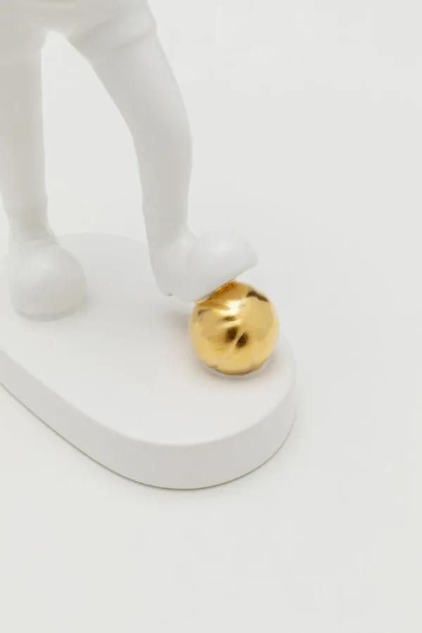 KARE Design Decofiguur Ball Girl White 29cm