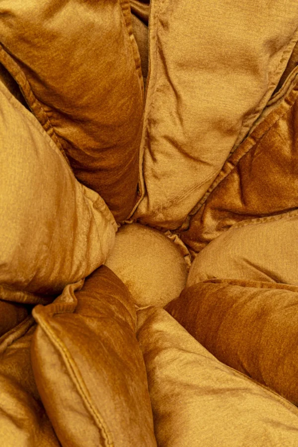 KARE Design Draaibare Fauteuil + Hocker Blossom