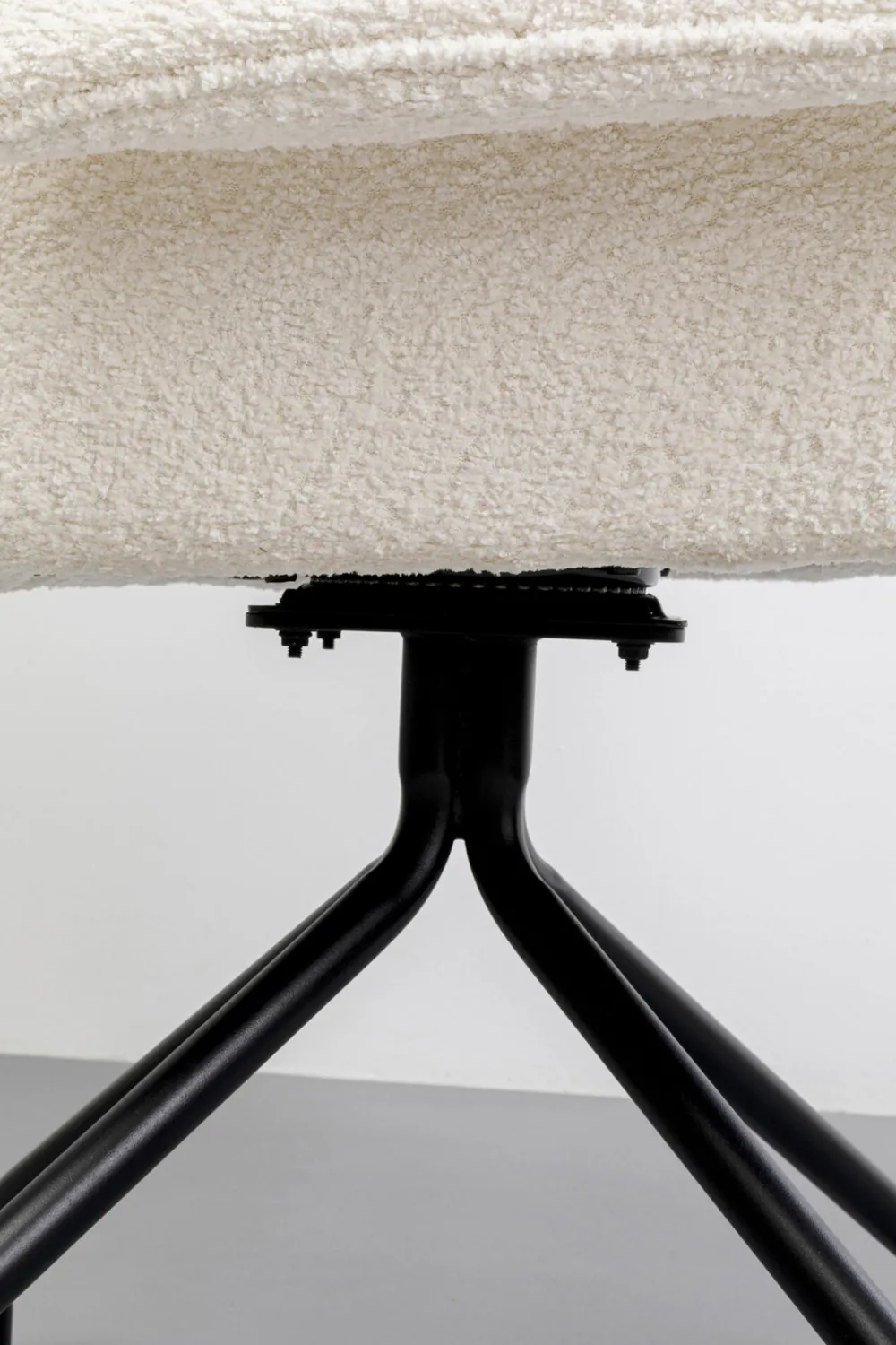 eetkamerstoel_bess_cream_5.webp KARE Design Eetkamerstoel Bess Cream