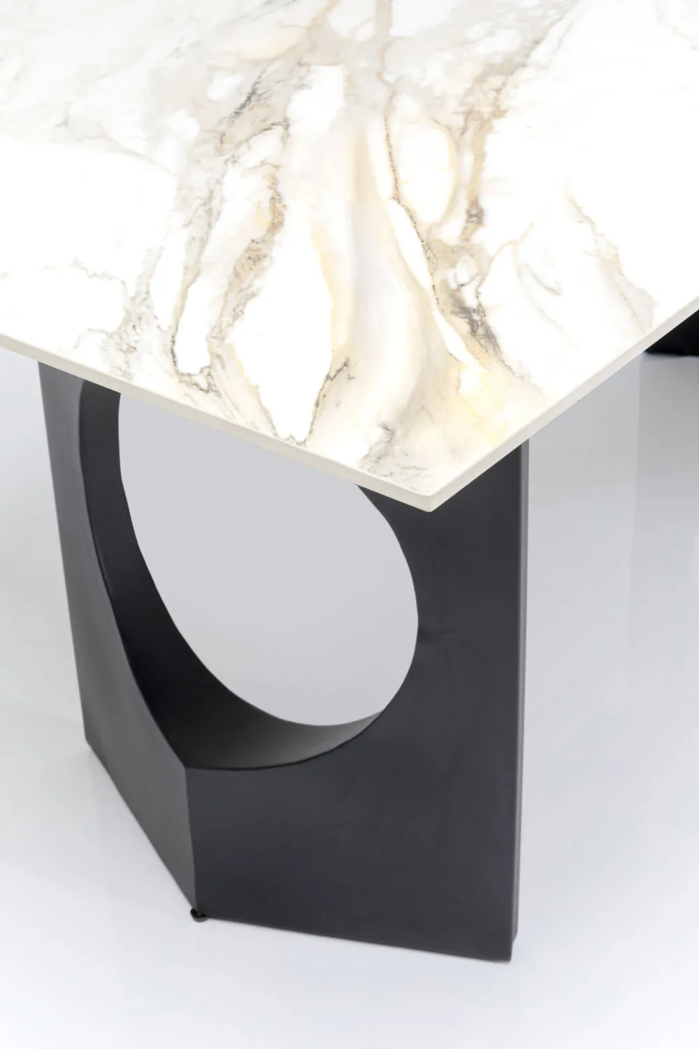 eettafel_eternity_oho_black_xcm_4.webp KARE Design Eettafel Eternity Oho Black 180x90cm