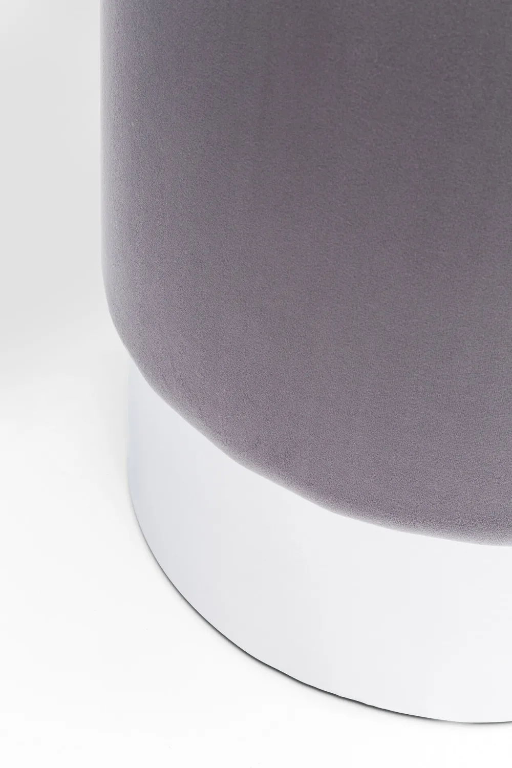 kruk_cherry_lichtgrijs_zilver_cm_2.webp KARE Design Kruk Cherry Lichtgrijs Zilver Ø35cm