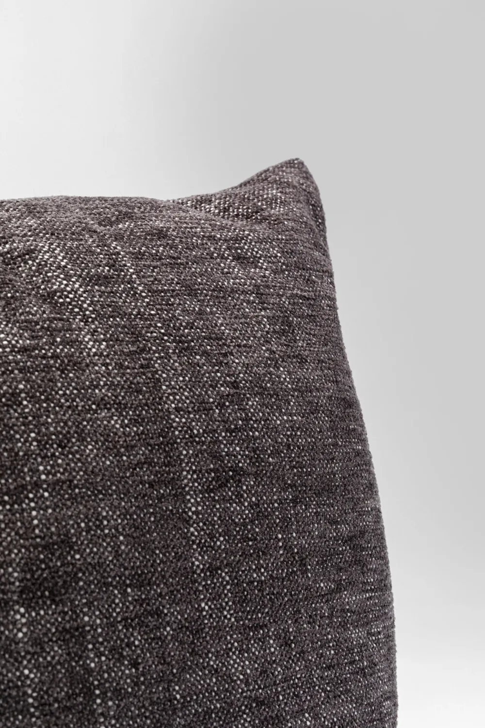 kussen_bayur_grey_xcm_2.webp KARE Design Kussen Bayur Grey 40x40cm