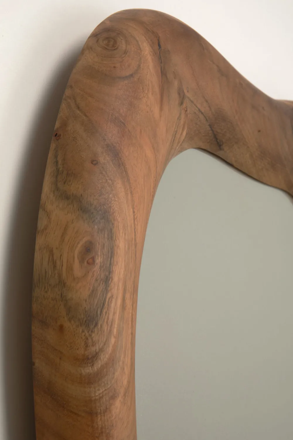 spiegel_jorge_xcm_1.webp KARE Design Spiegel Jorge 80x78cm