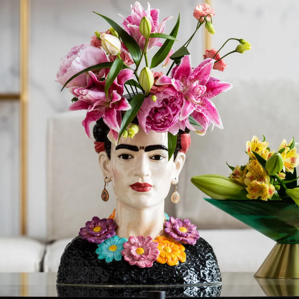 vaas_style_muse_flowers_0.webp KARE Design Vaas Style Muse Flowers